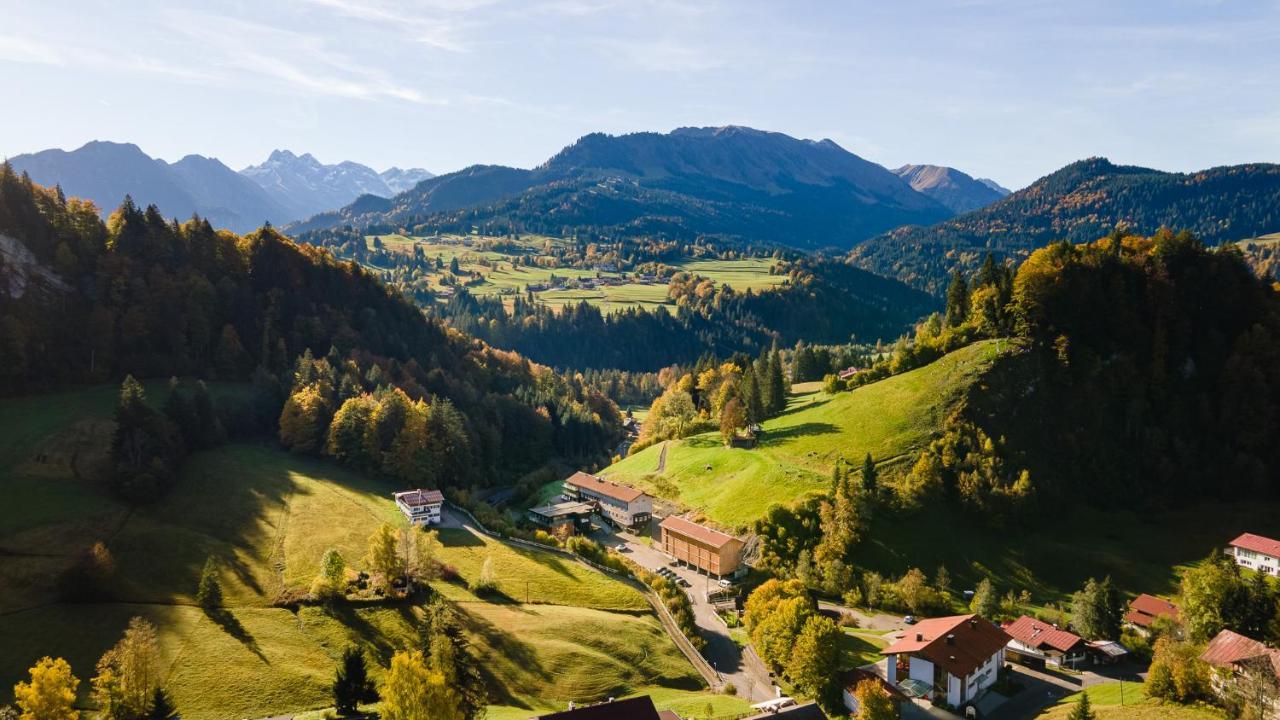 Oberstdorf Hostel Exterior photo